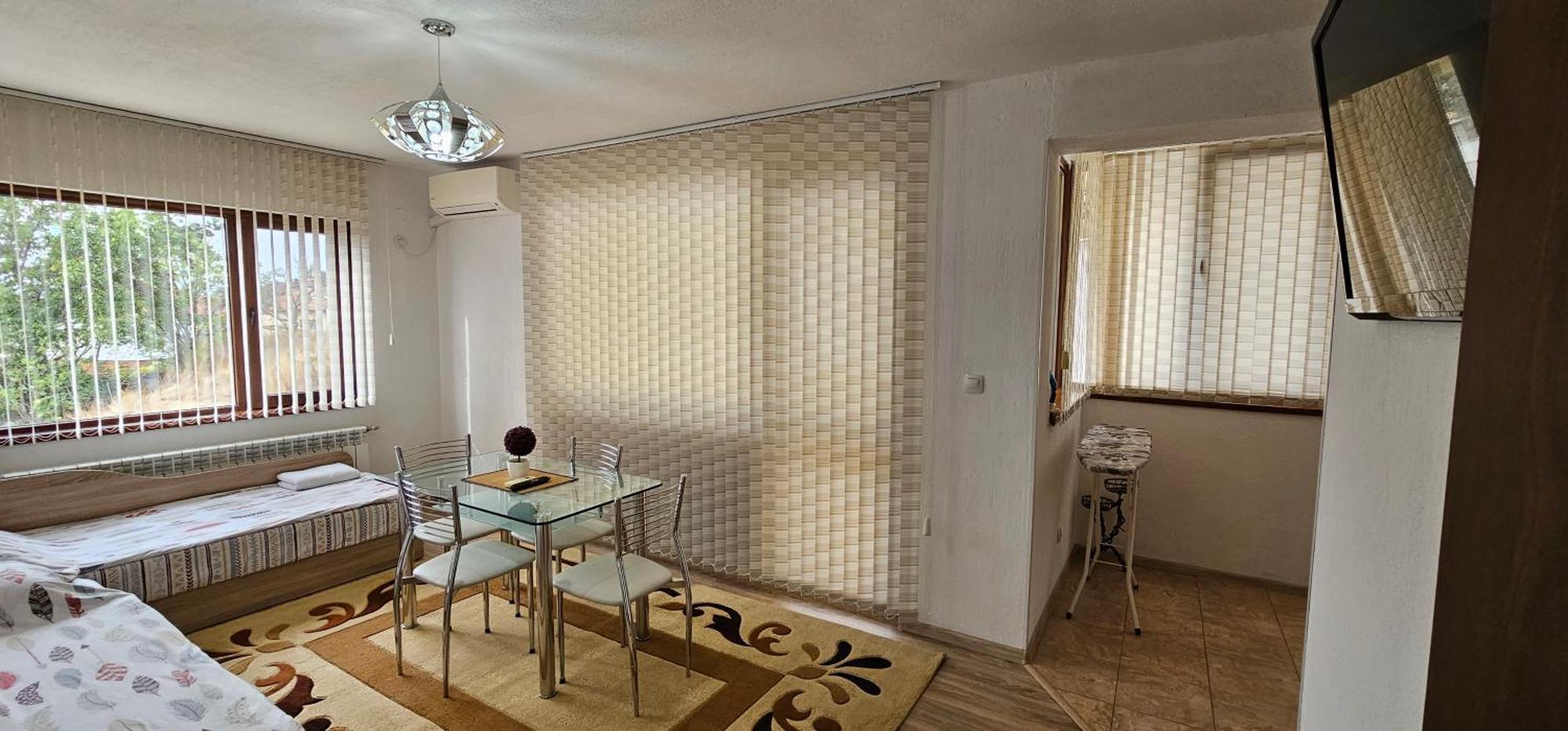 Д И В 1 - D & V 1 Apartment Sandanski Bagian luar foto