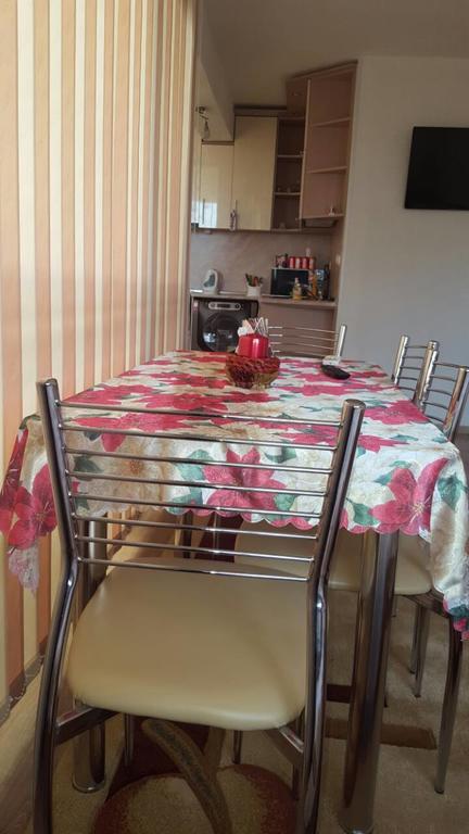 Д И В 1 - D & V 1 Apartment Sandanski Bagian luar foto